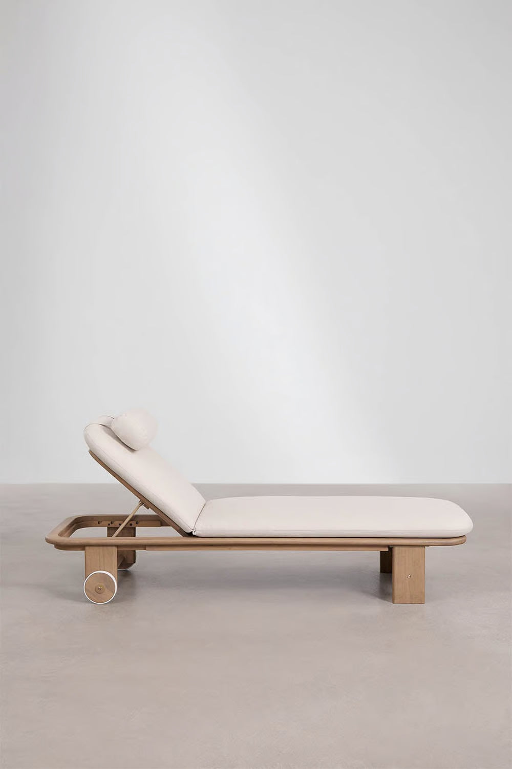 Tumbona Premium Ajustable de Madera – Confort Absoluto con Cojín Incluido